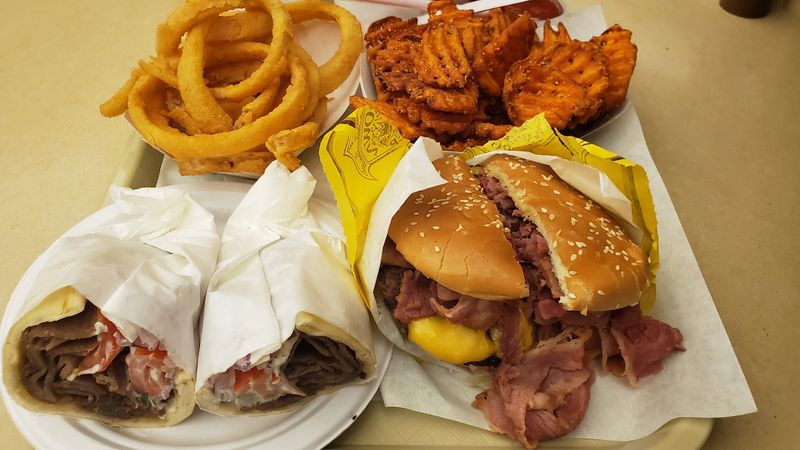 The Burger Salt Lake City Keeps Recommending