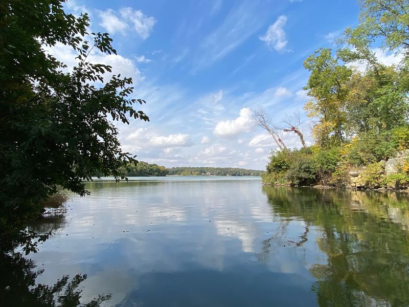 The Lake That Rewards Slow Mornings