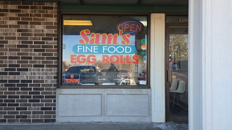 Finding Sam's Fine Food and Egg Rolls
