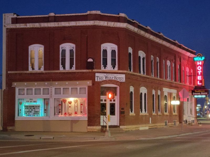 The Hotel's Origins And Victorian Architecture