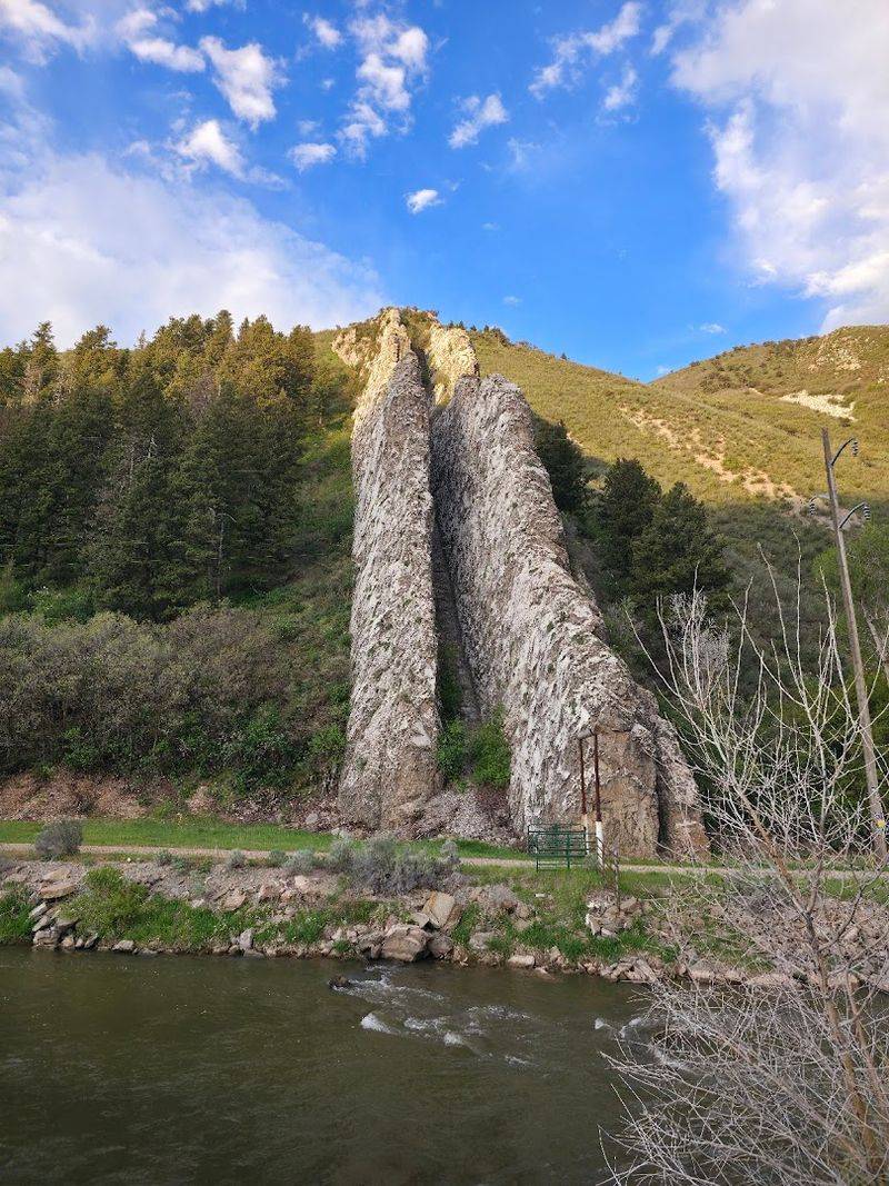The Geological Wonder That Stops Traffic On I-84