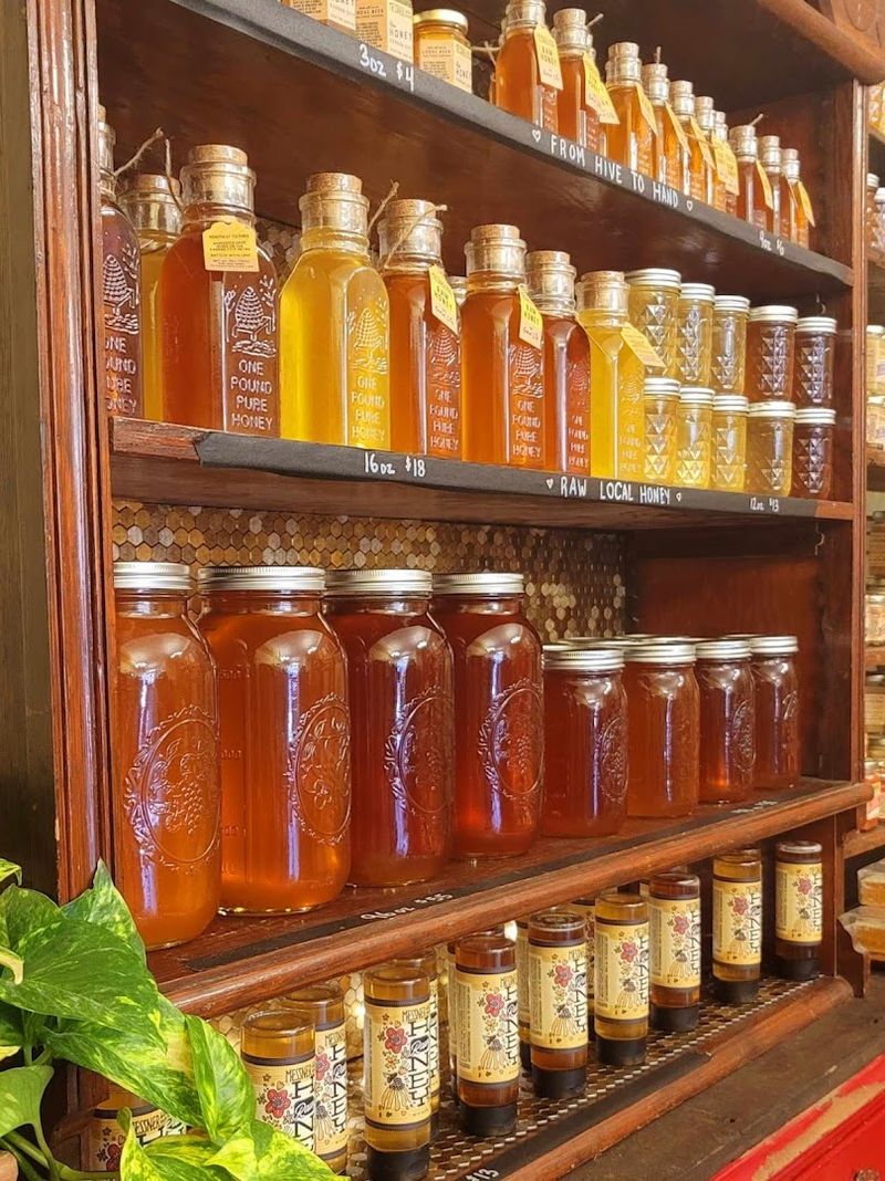 Raw Honey Worth Seeking