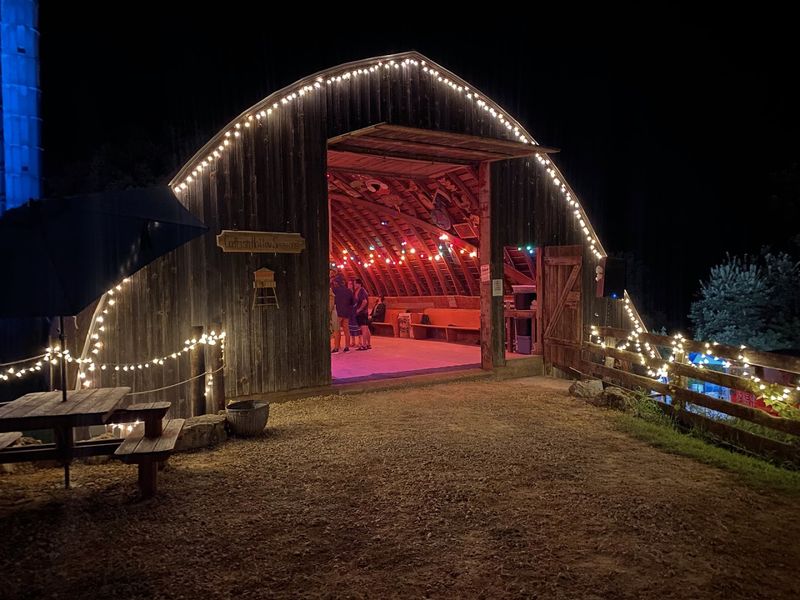 How to Find This Hidden Barn in the Middle of Nowhere