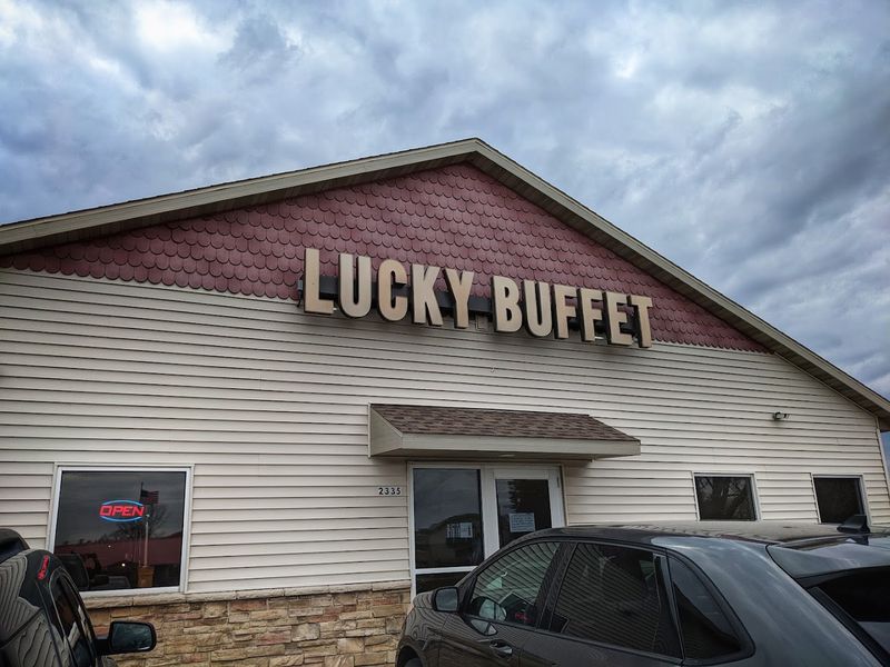 First Look at Lucky Buffet