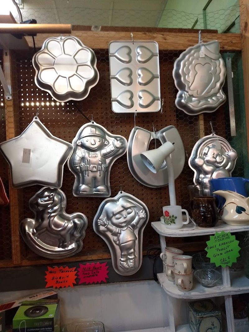 Vendor’s Village Flea Market, Ball