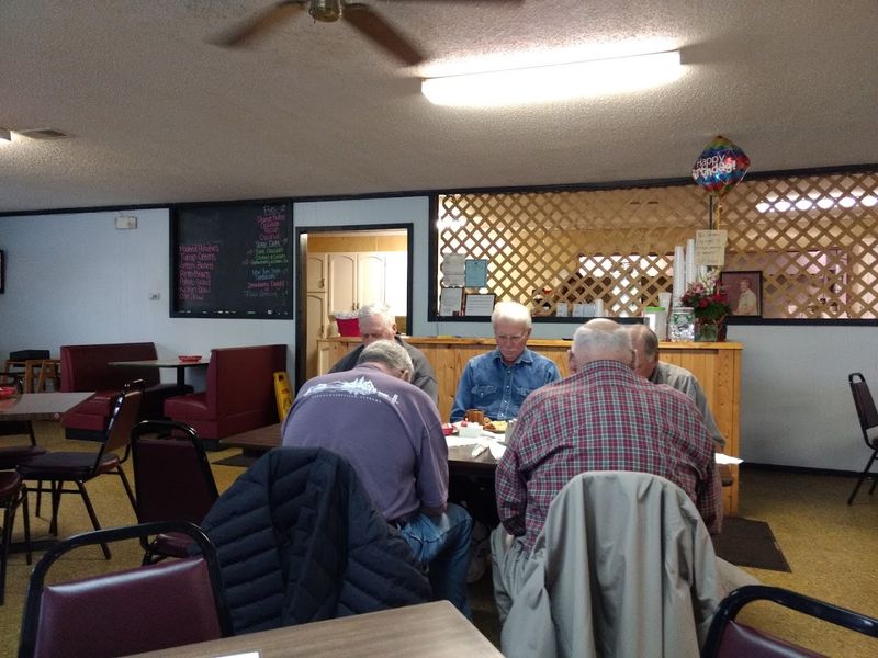 Granny's Corner Eatery - Guntersville