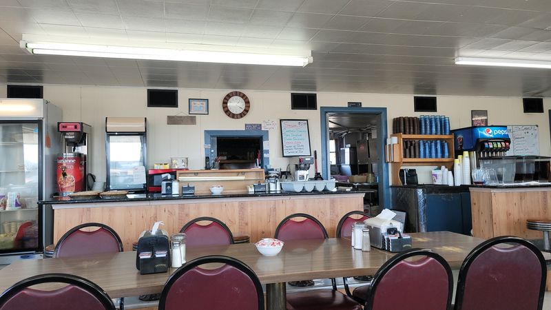 K-18 Café, Lucas