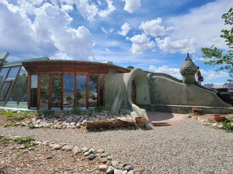 Hidden Corners Of An Off-Grid Dream