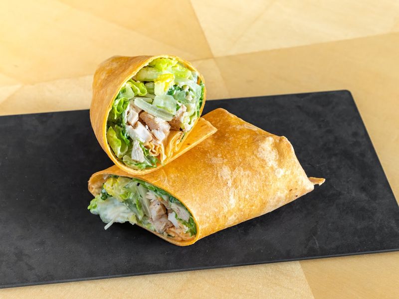 Fresh To Order Food That Actually Tastes Like Someone Made It