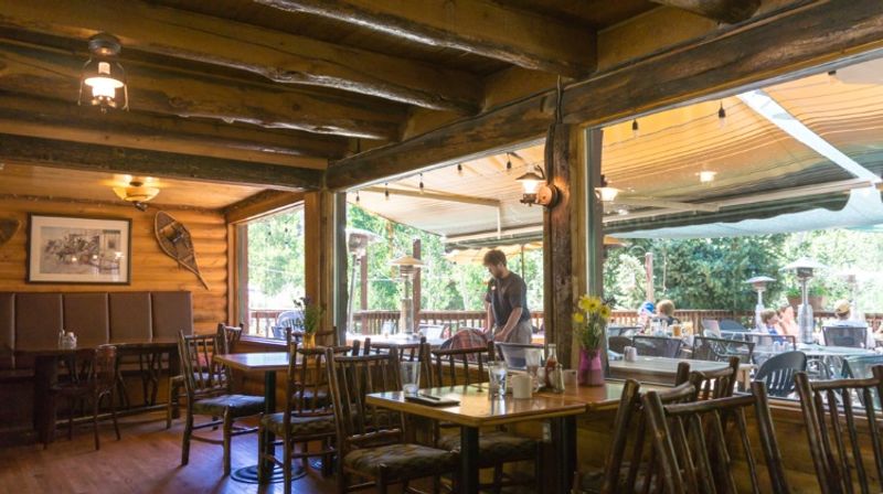 Silver Fork Lodge & Restaurant, Brighton
