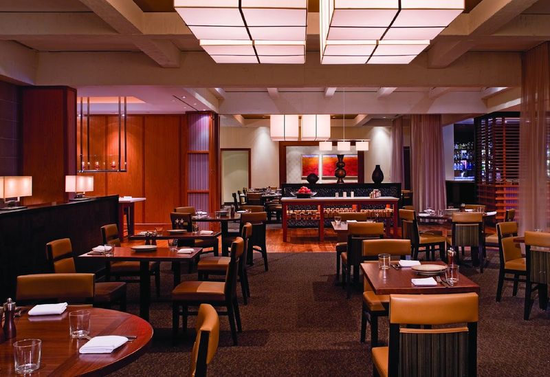 Hyatt Regency Wichita / Harvest Kitchen | Bar