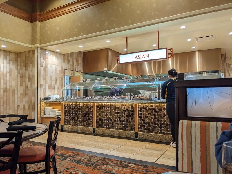 The Dining Room Has Energy, Not Chaos