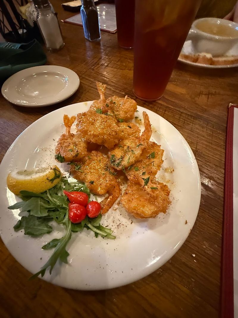 Fresh Seafood That Holds Its Own On The Menu