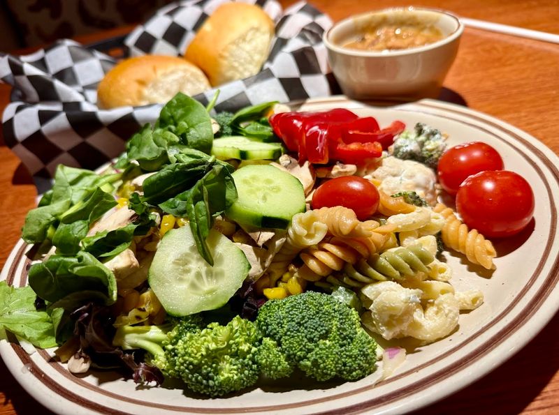 The Salad Bar Adds A Throwback Touch