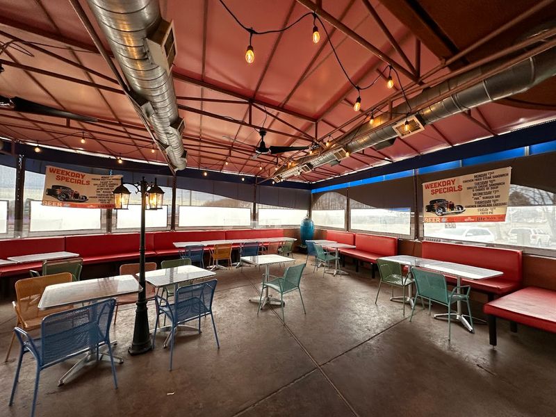 Warm Service And Old-School Cafe Charm