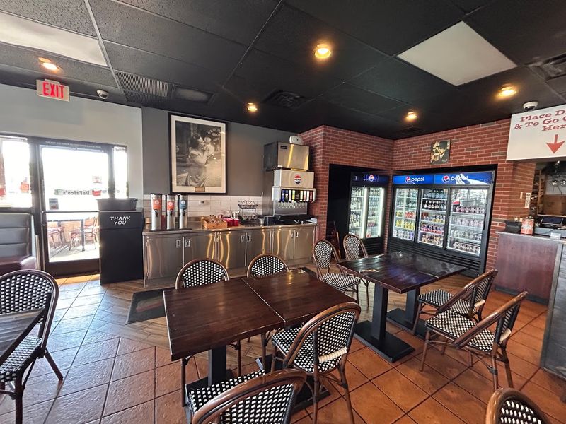 Why This Arizona Deli Feels More Like A Family Habit