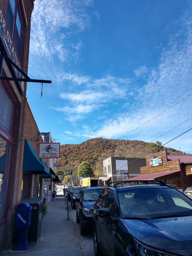 What To Expect From The Town Itself