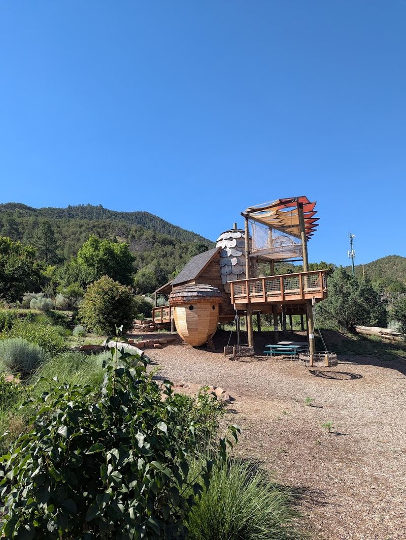 Native Gardens Filled With Birdsong