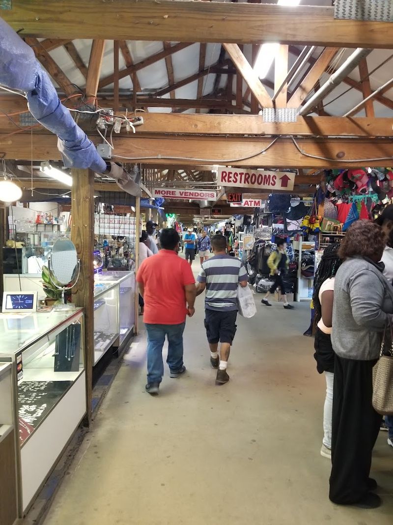 Hundreds Of Vendor Spaces, Endless Finds