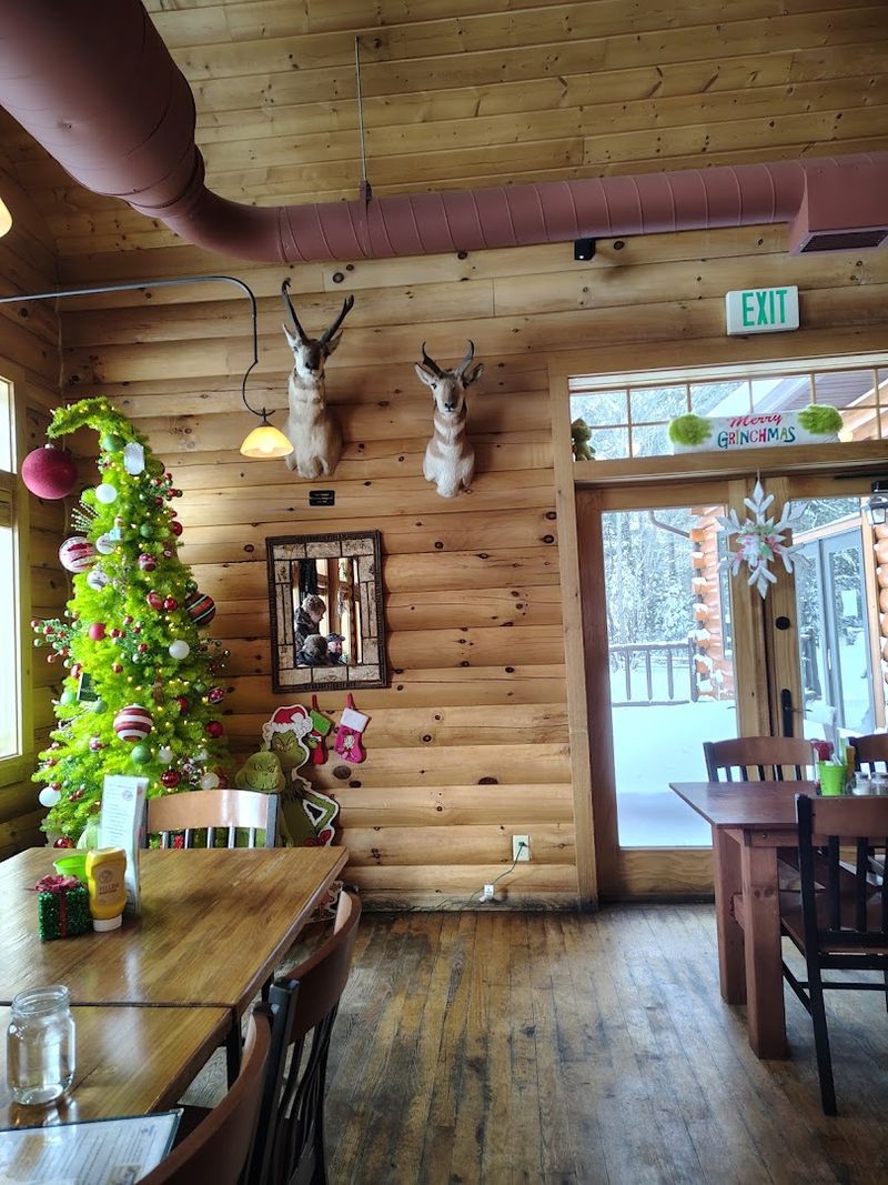 The Cabin Atmosphere Inside
