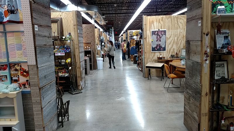 200 Vendors, Zero Boredom