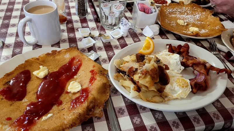 Breakfast at Ronneburg Is a Low-Key Strong Suit