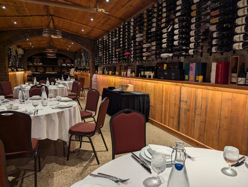 Cantoro Italian Market & Trattoria – Plymouth