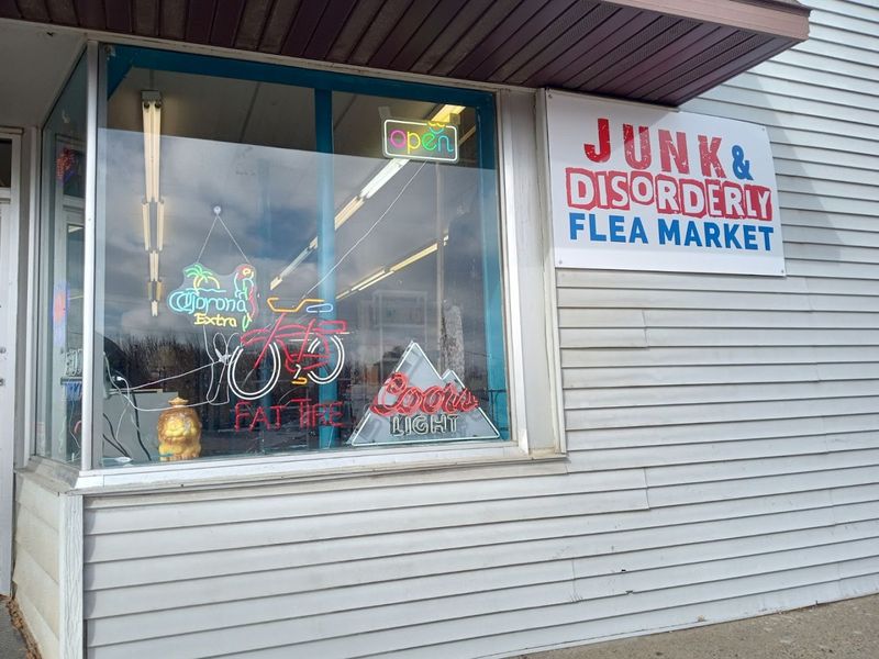 Junk & Disorderly Flea Market, Sioux City
