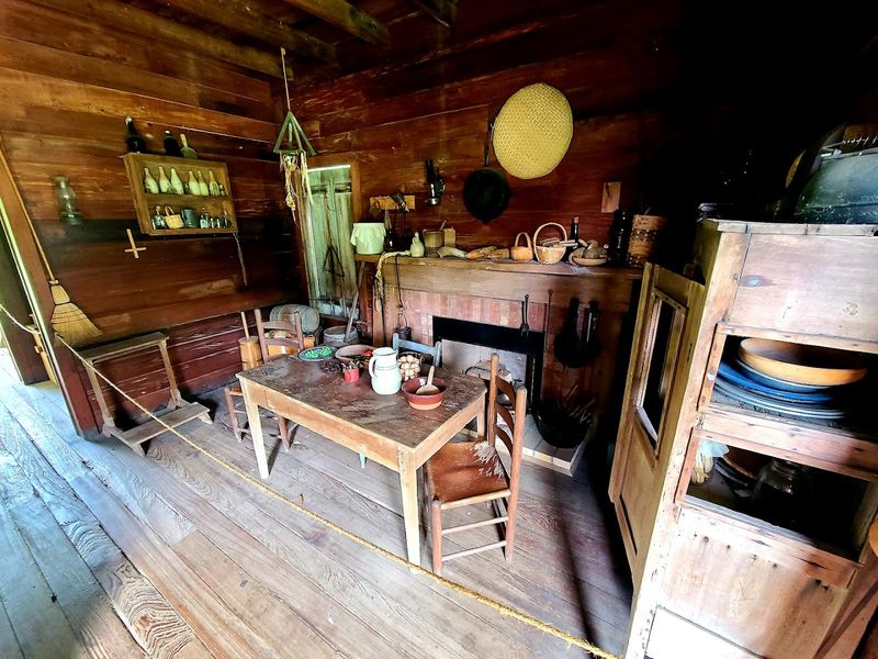 Acadian Cabin Reproduction