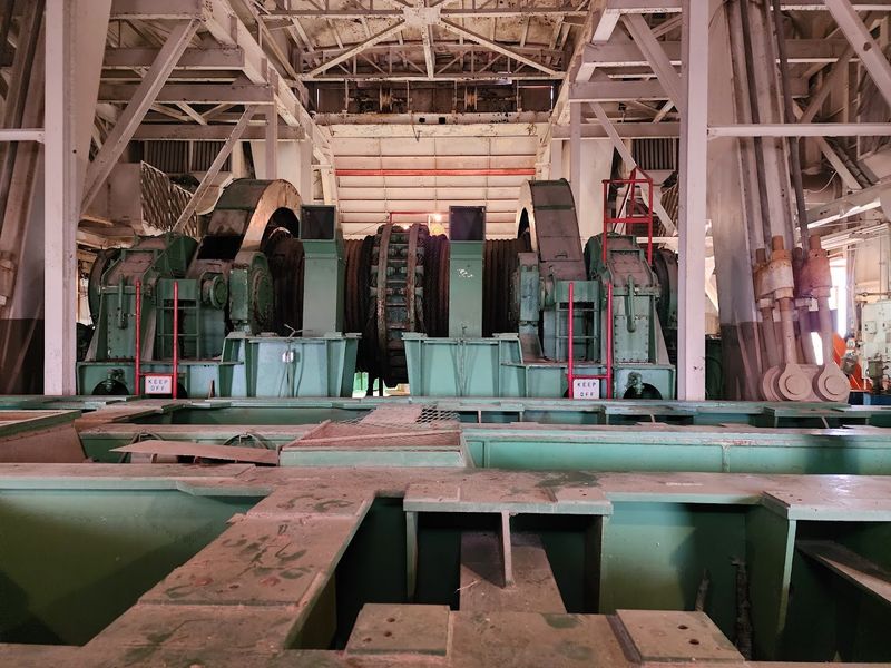 You Can Climb Inside And Up Through The Machine