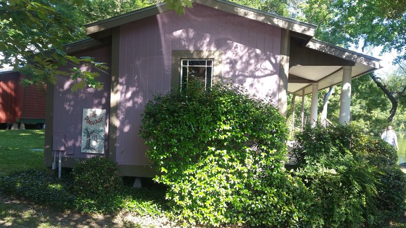 Cottages At The Quiet Edge Of Cajun Country