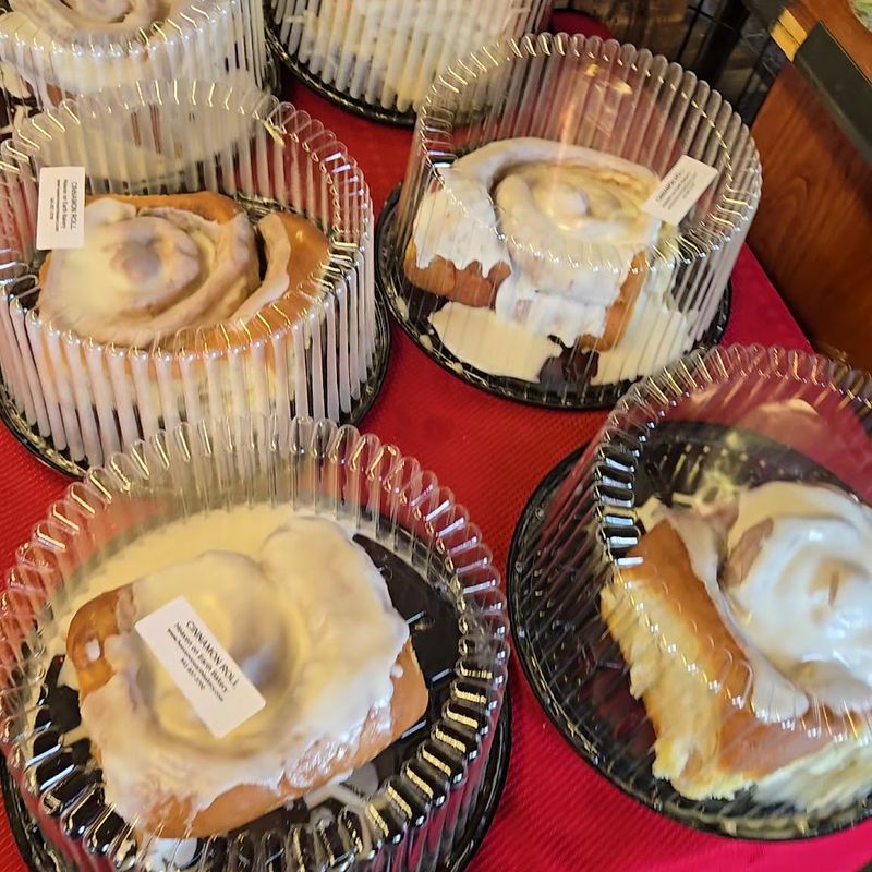 Famous Giant Cinnamon Rolls