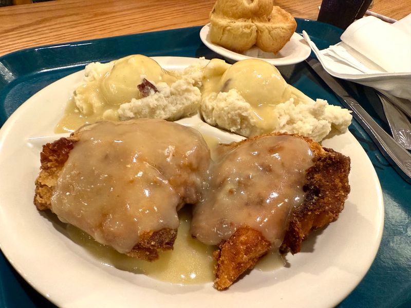 Mashed Potatoes And Gravy Done Right