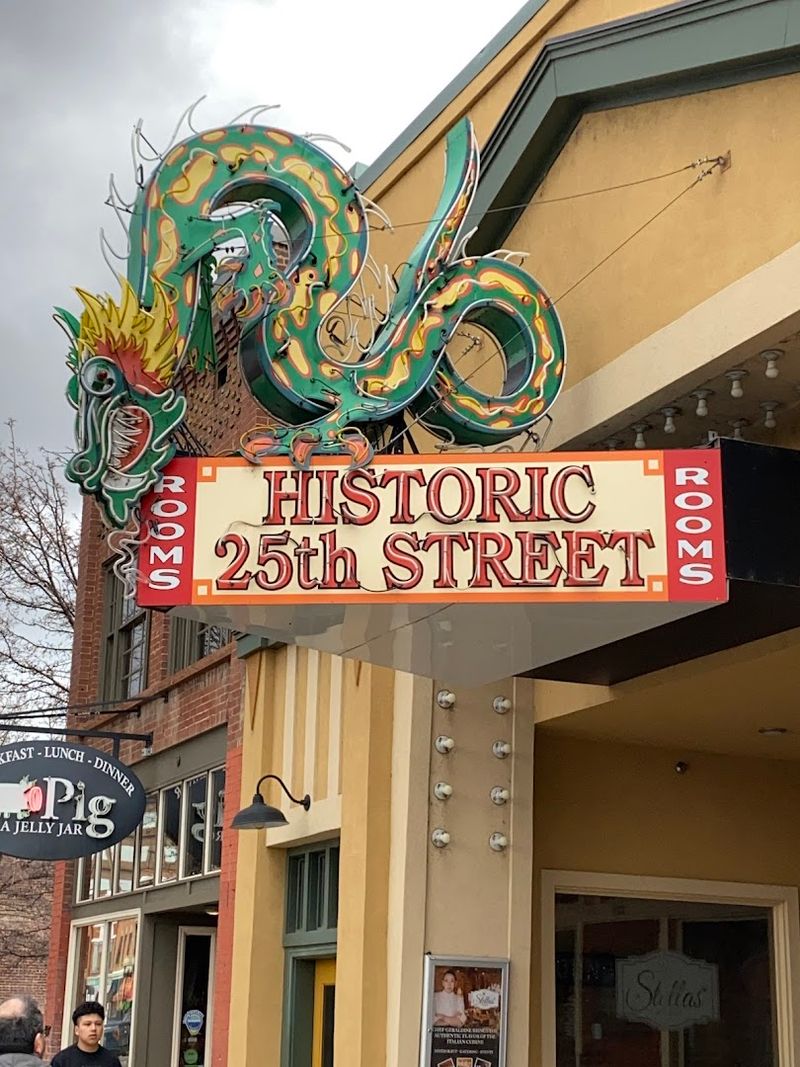 Your Practical Guide To Making The Most Of 25th Street