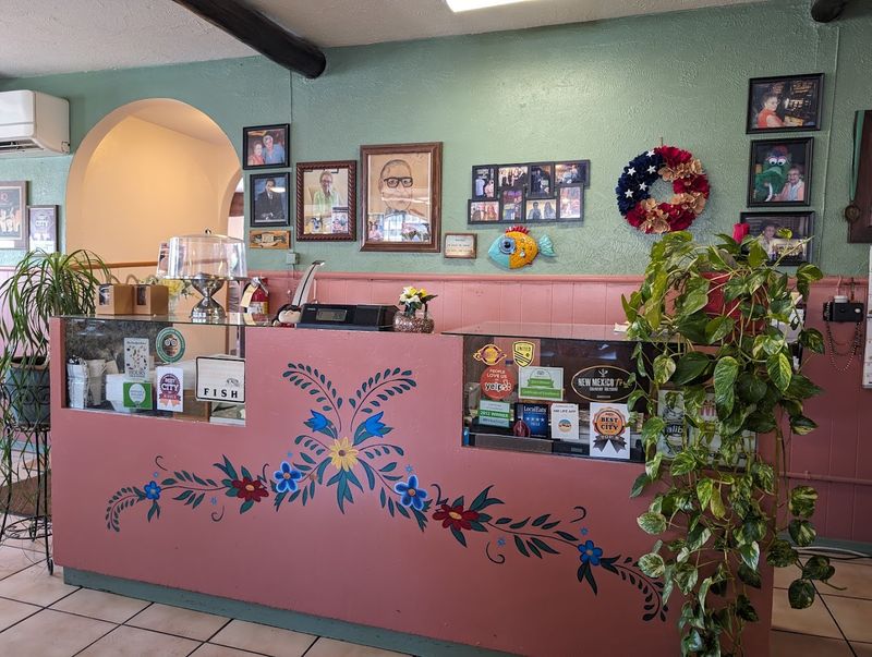 A Classic Cafe Experience With No-Frills Personality