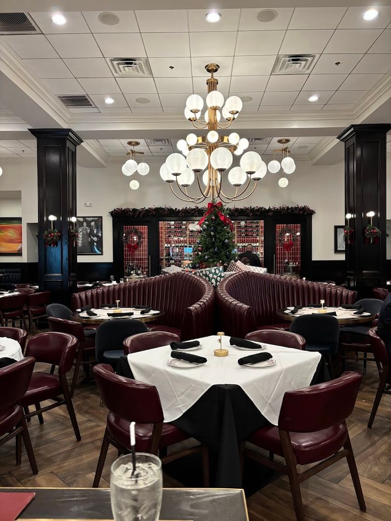 Maggiano's Little Italy
