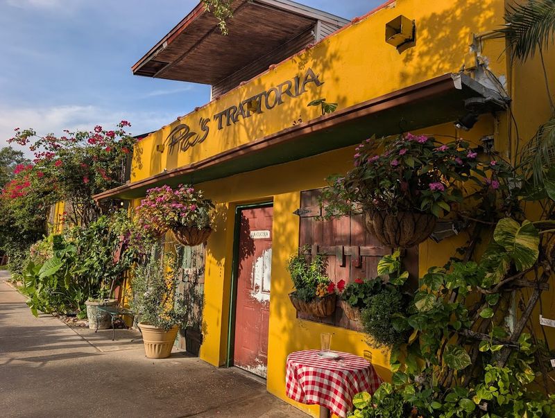 Pia’s Trattoria