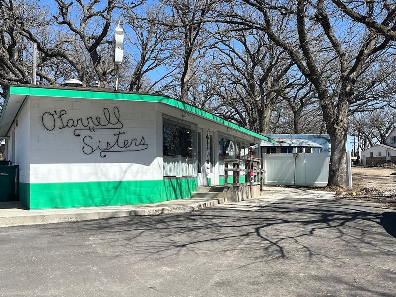 O'Farrell Sisters, Okoboji, Iowa