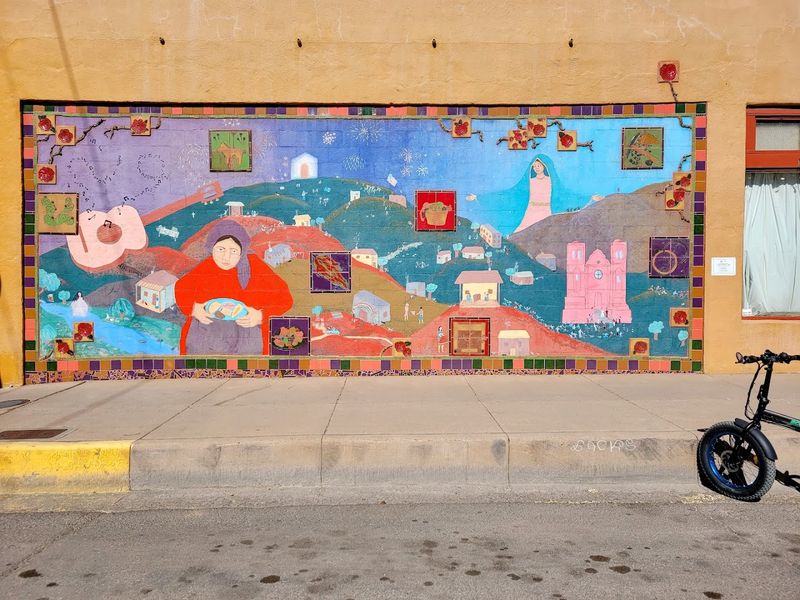 Art-Filled Corners And Quiet Walkways