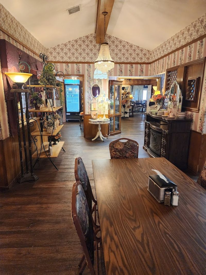 Country Decor That Sets The Mood Instantly