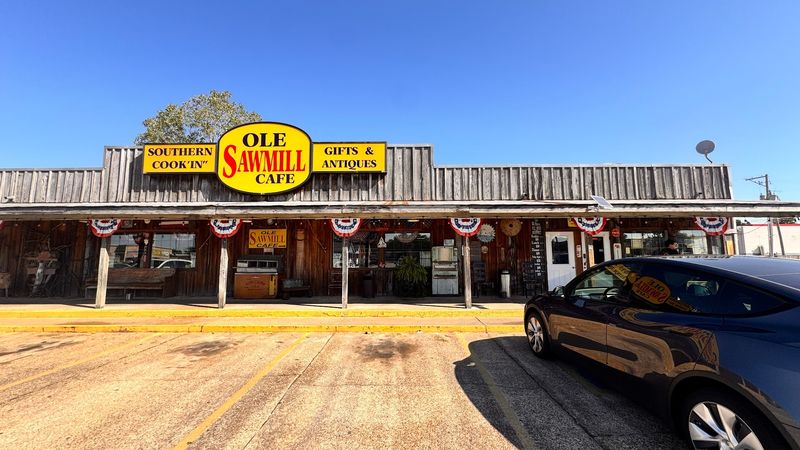 Ole Sawmill Cafe