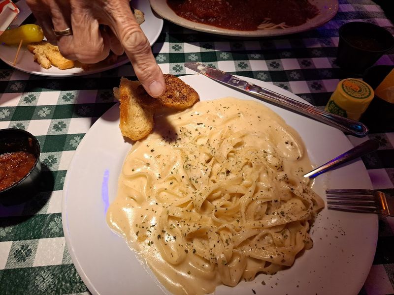 Fettuccine Alfredo, Creamy Comfort