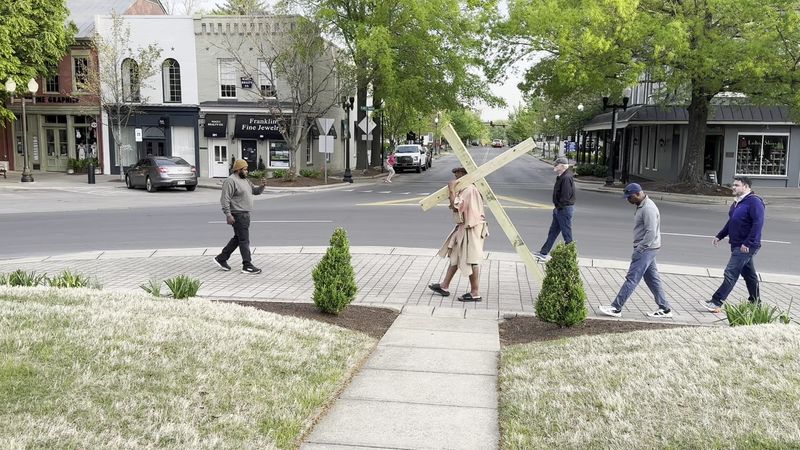 Walking Tours That Reveal Hidden Layers