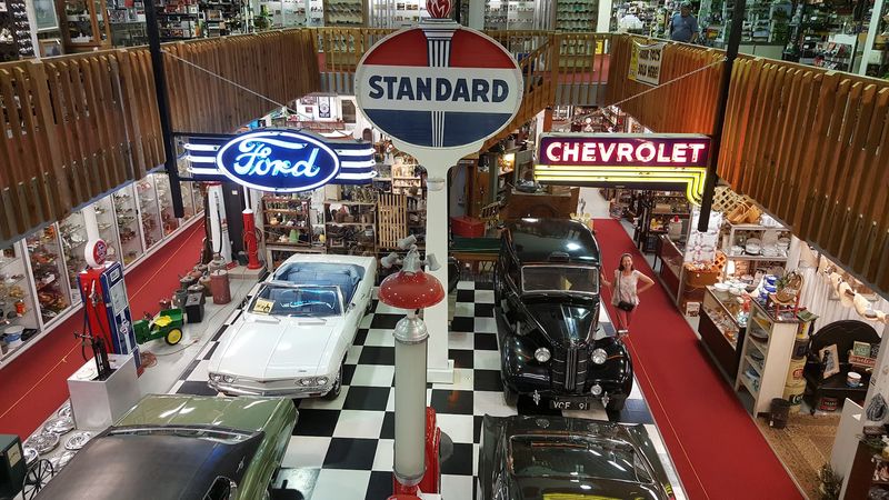 The Petroleum Collectibles Corner