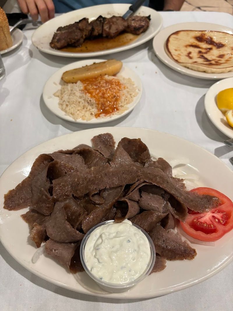 The Gyro In Chicago Has A Specific Origin Story