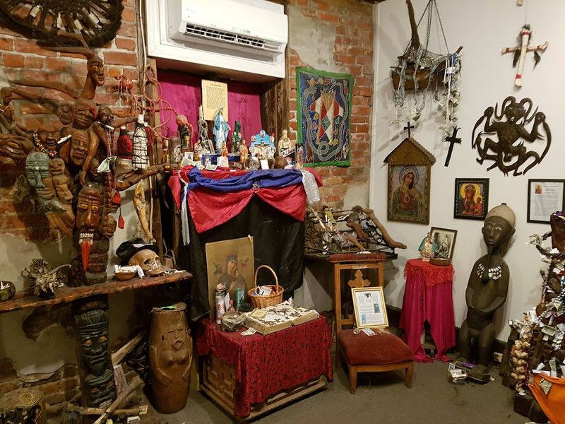Art And Curation - What They Choose To Show