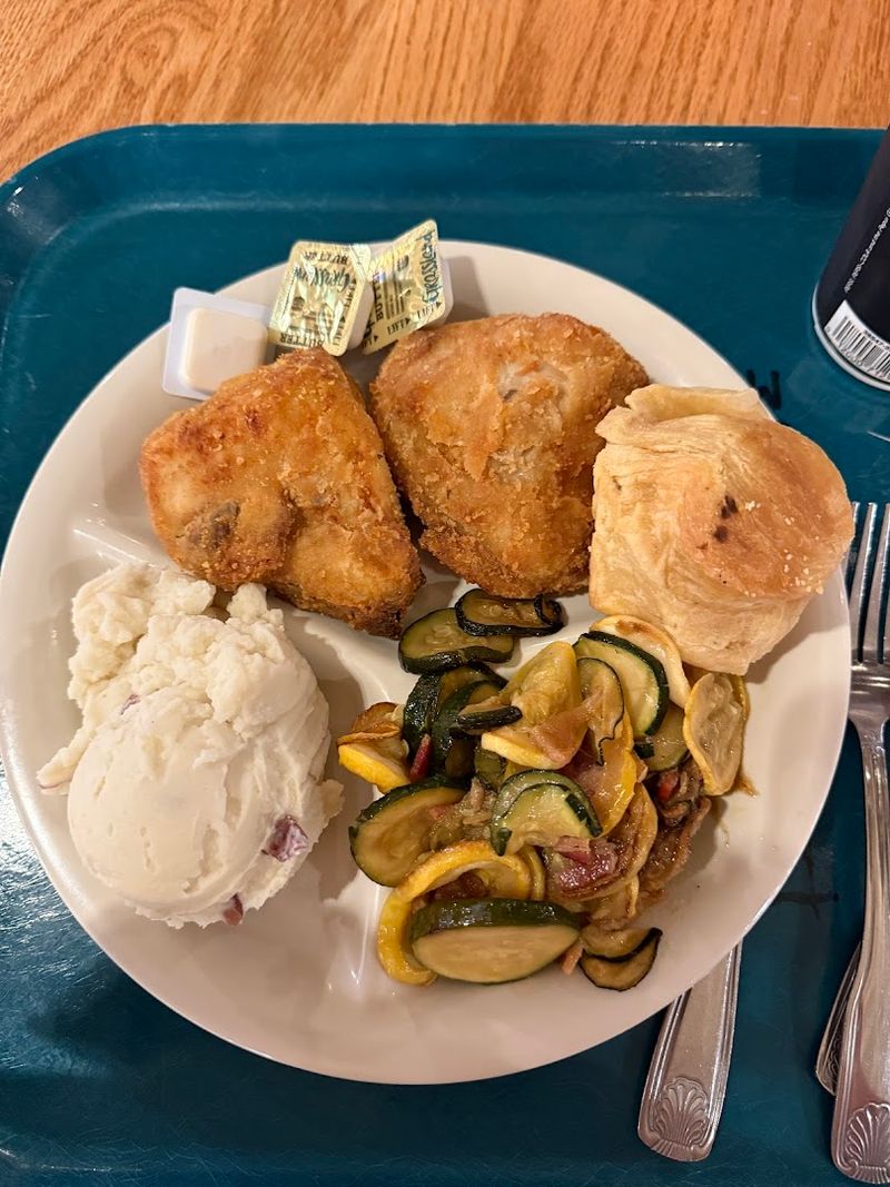 Zehnder's Famous Chicken On A Tray