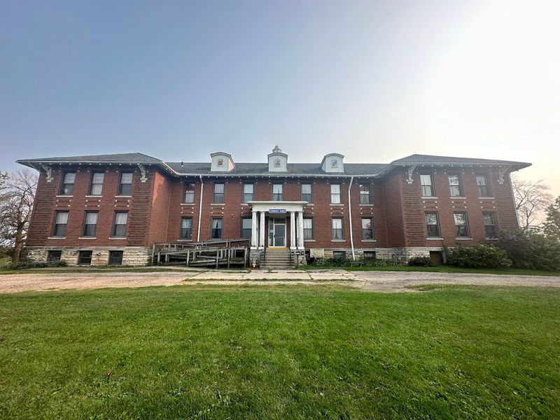 Edinburgh Manor, Scotch Grove