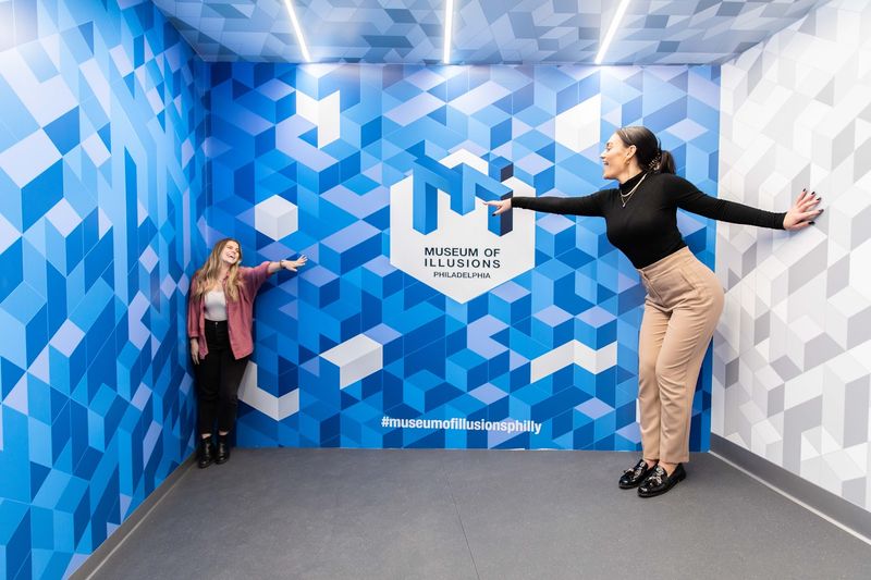 Museum Of Illusions Philadelphia