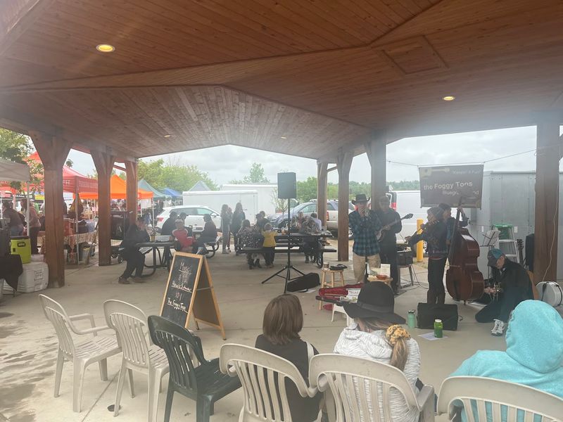 A Community Hub That Connects Neighbors Through Food And Craft